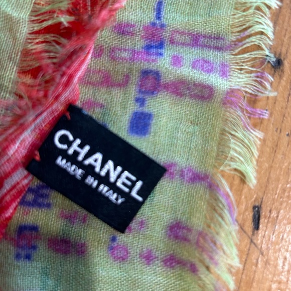 CHANEL Multi Color Cashmere & Silk Scarves - Picture 5 of 11